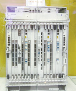 光通信市场迈入'接入网'时代 设备制造的新机遇与挑战